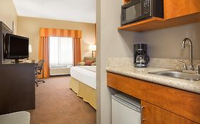 Holiday Inn Express Muncie Indiana 2*